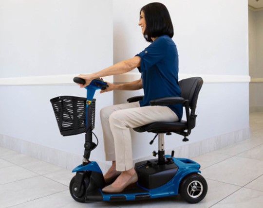 buy 3 Wheel Mobility Scooters from Cura360