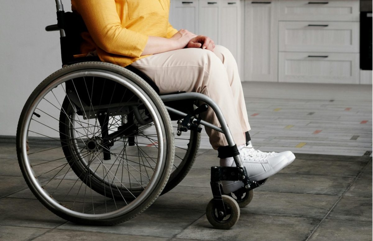 Lightweight Wheelchair for Recovery in 2024
